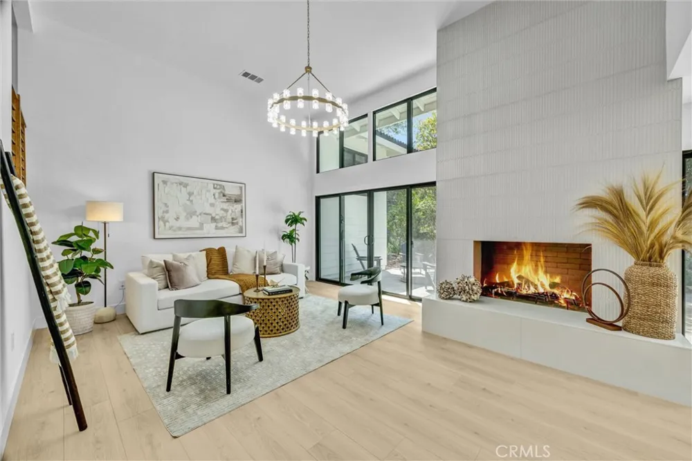 2973 Lakeview Way Fullerton, CA 92835