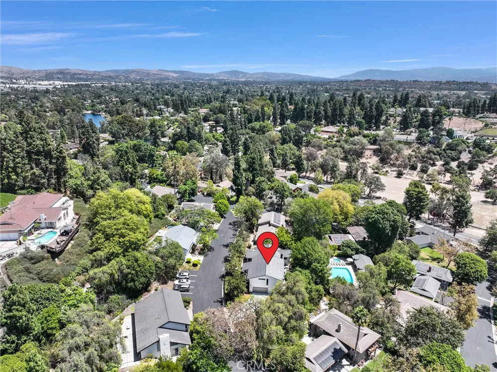 2973 Lakeview Way Fullerton, CA 92835