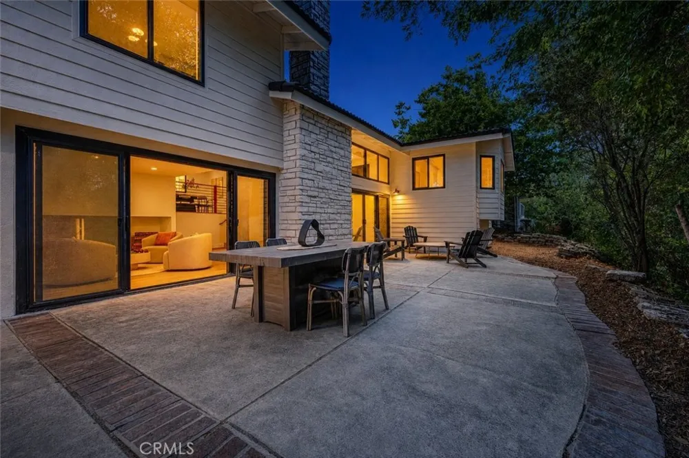 2973 Lakeview Way Fullerton, CA 92835