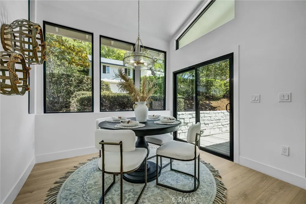 2973 Lakeview Way Fullerton, CA 92835