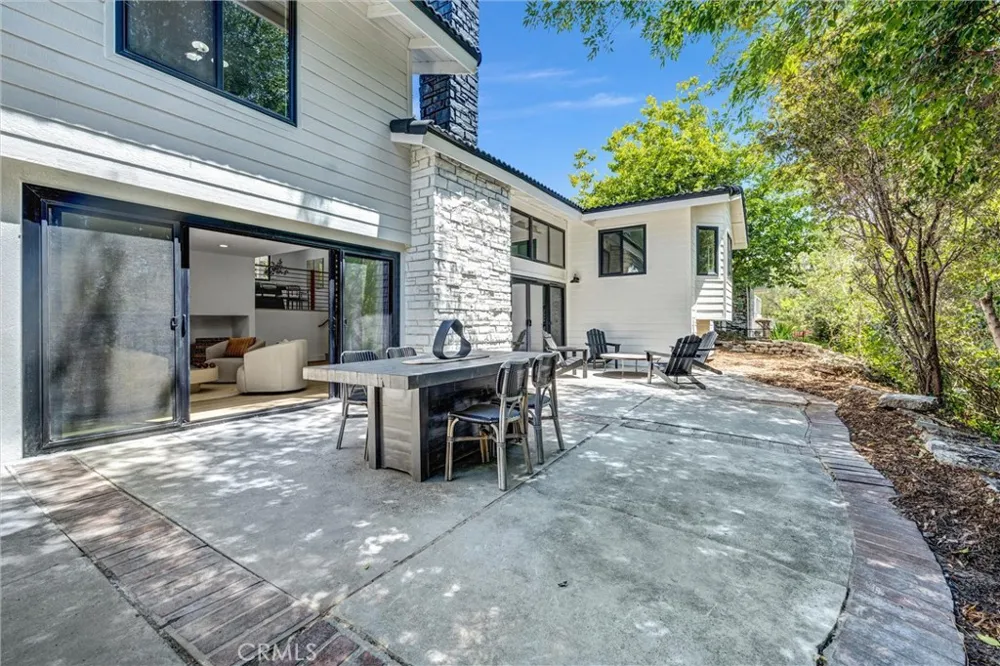 2973 Lakeview Way Fullerton, CA 92835