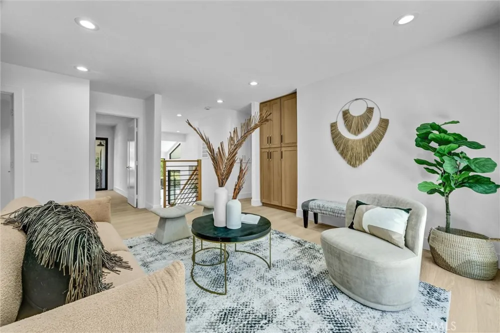 2973 Lakeview Way Fullerton, CA 92835