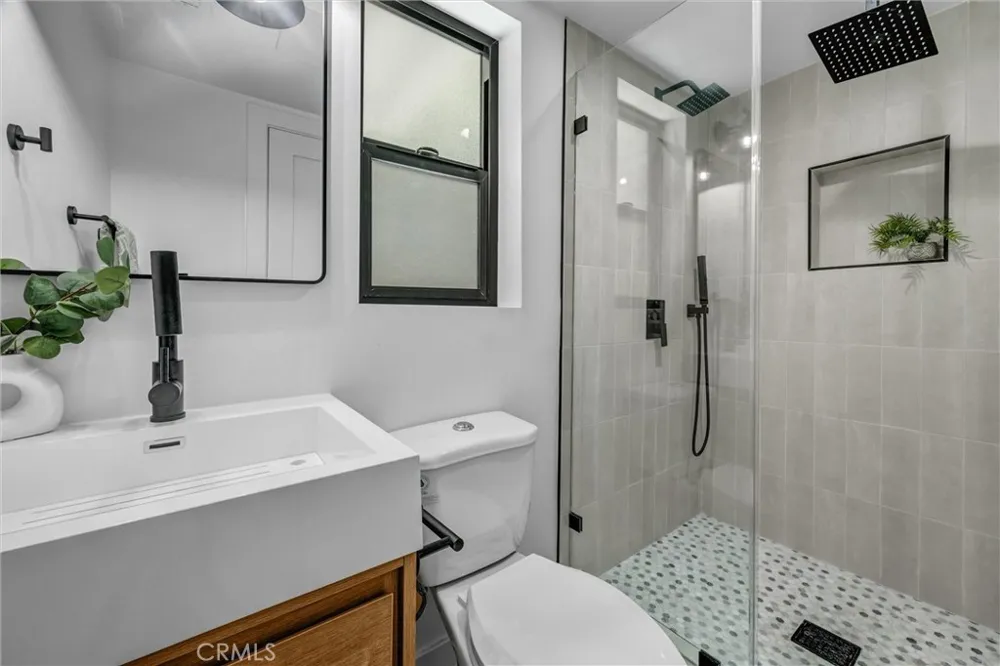 2973 Lakeview Way Fullerton, CA 92835
