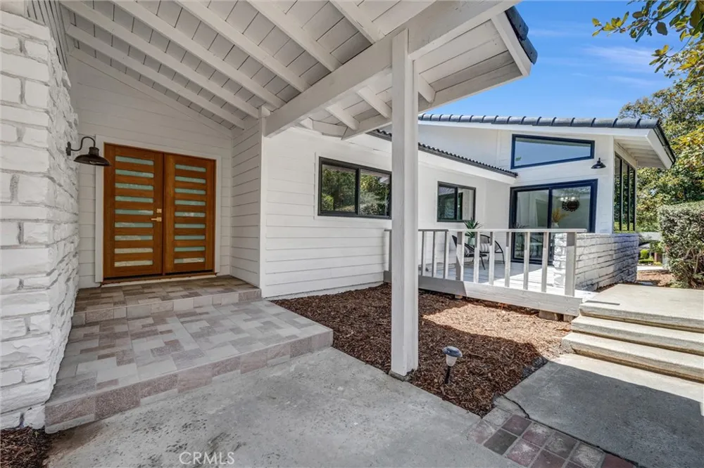 2973 Lakeview Way Fullerton, CA 92835