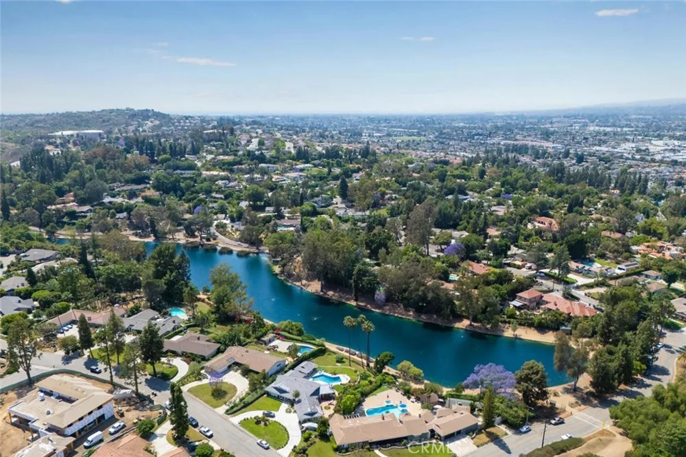 2973 Lakeview Way Fullerton, CA 92835