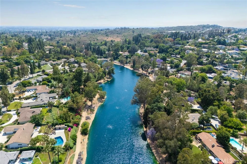 2973 Lakeview Way Fullerton, CA 92835