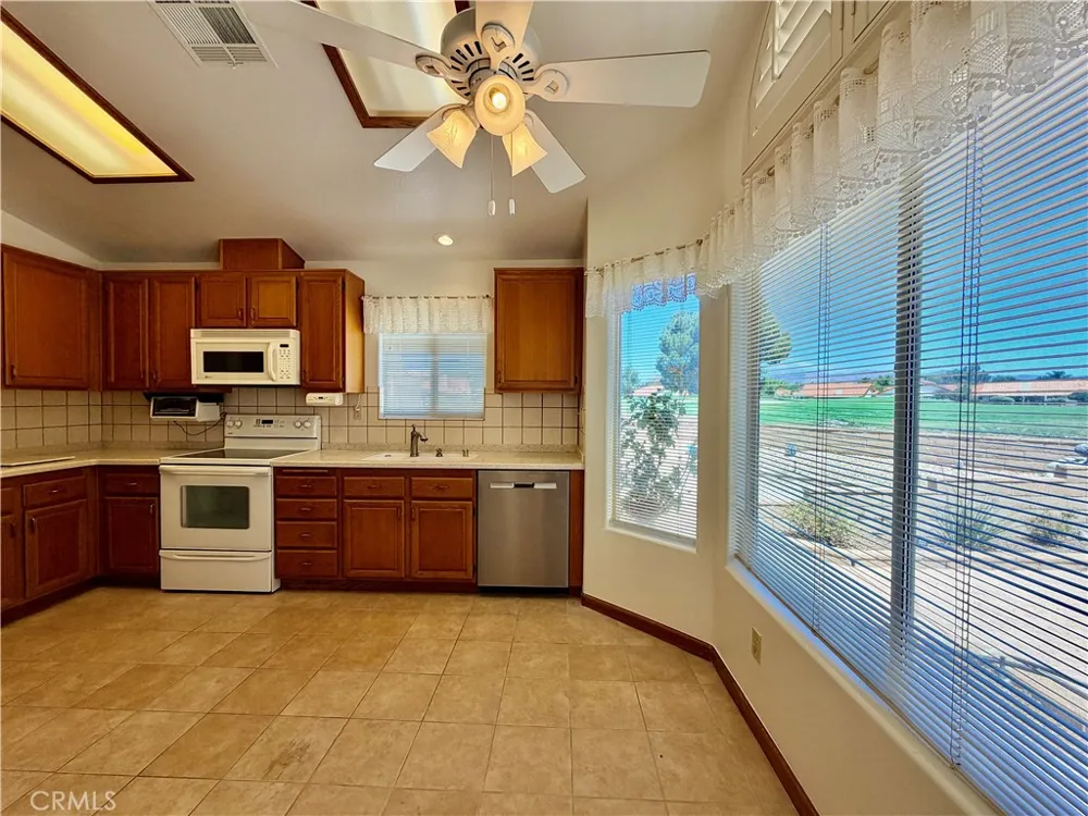 1874 Ash Tree Lane Hemet, CA 92545
