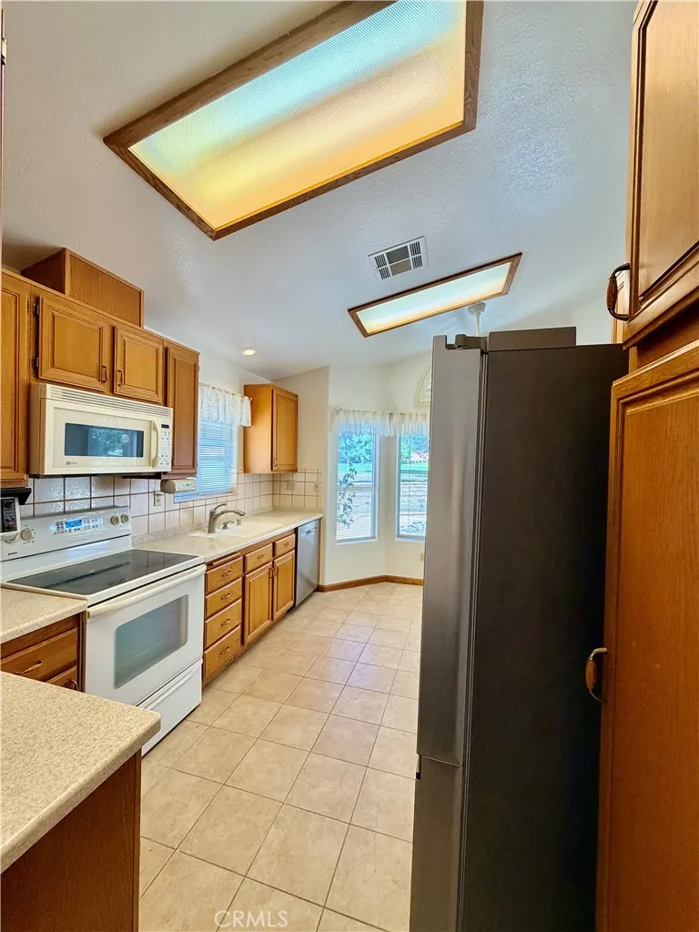 1874 Ash Tree Lane Hemet, CA 92545