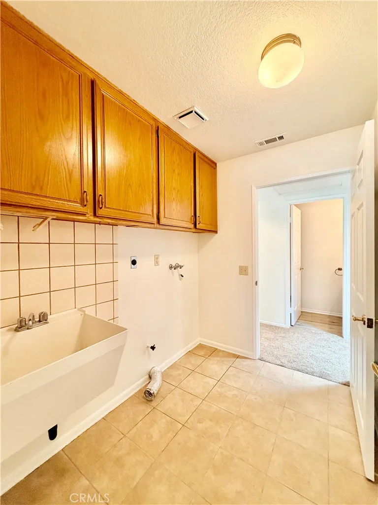 1874 Ash Tree Lane Hemet, CA 92545