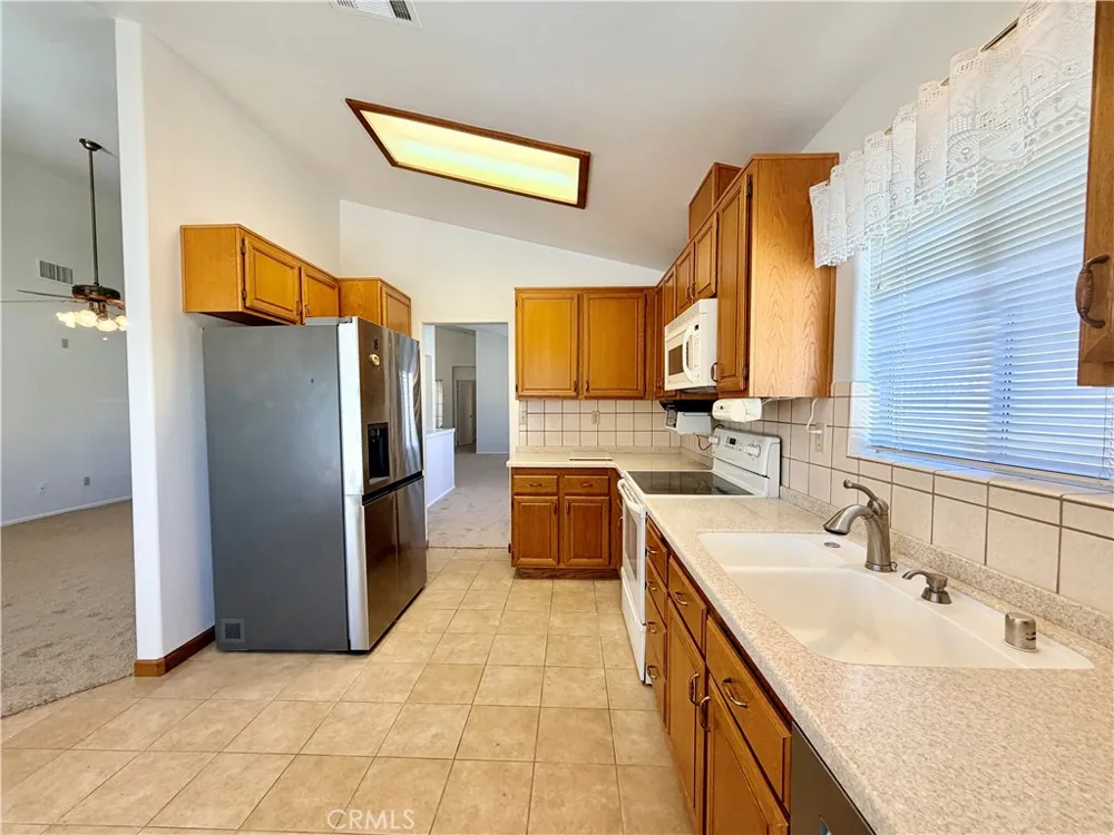 1874 Ash Tree Lane Hemet, CA 92545