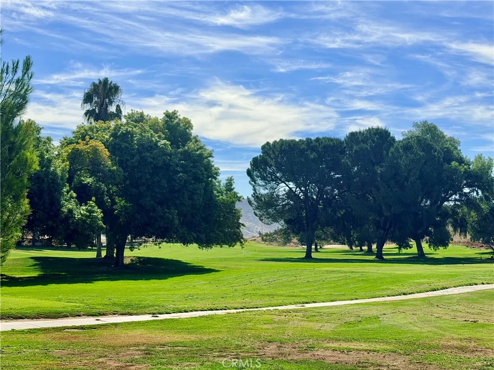 1874 Ash Tree Lane Hemet, CA 92545