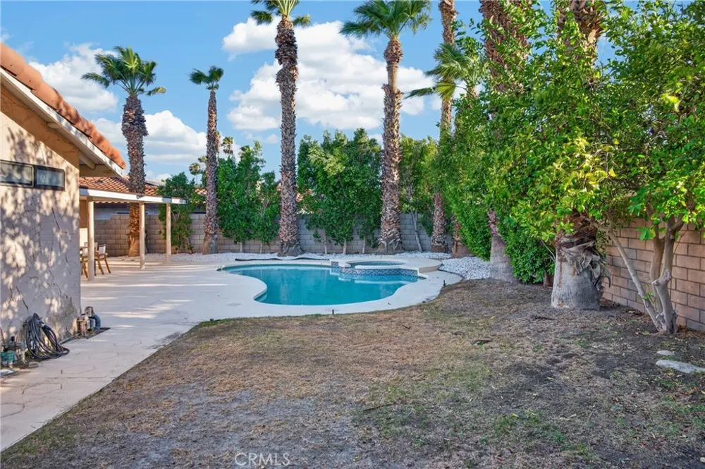 27055 Avenida Quintana Cathedral City, CA 92234