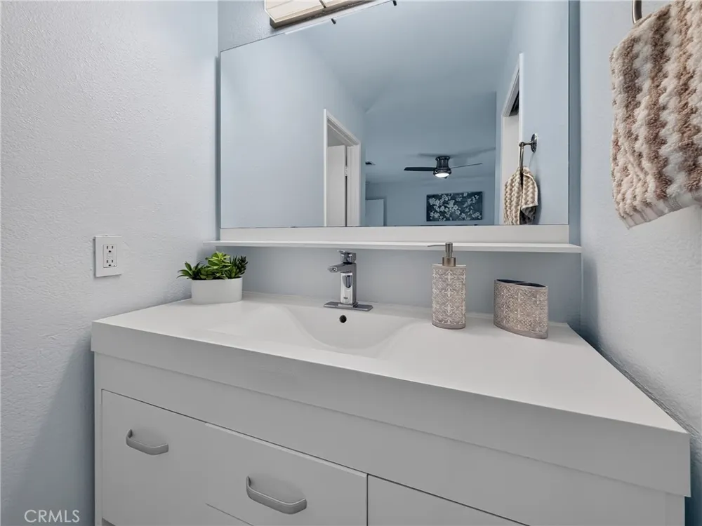 27055 Avenida Quintana Cathedral City, CA 92234