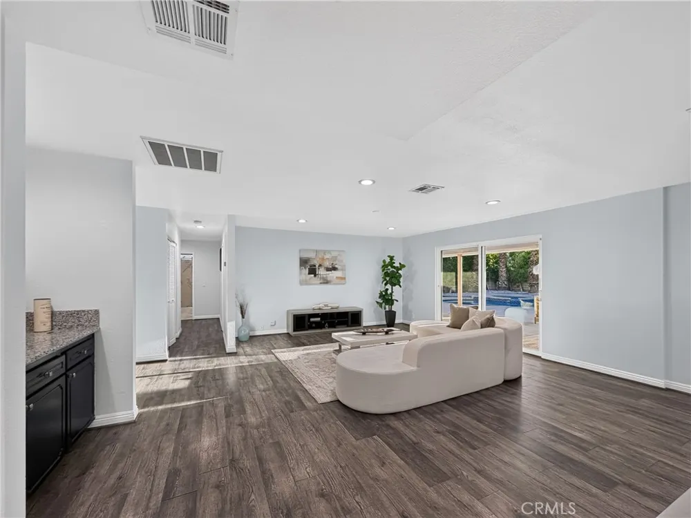 27055 Avenida Quintana Cathedral City, CA 92234