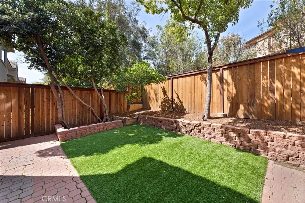 27 Las Cruces Rancho Santa Margarita, CA 92688