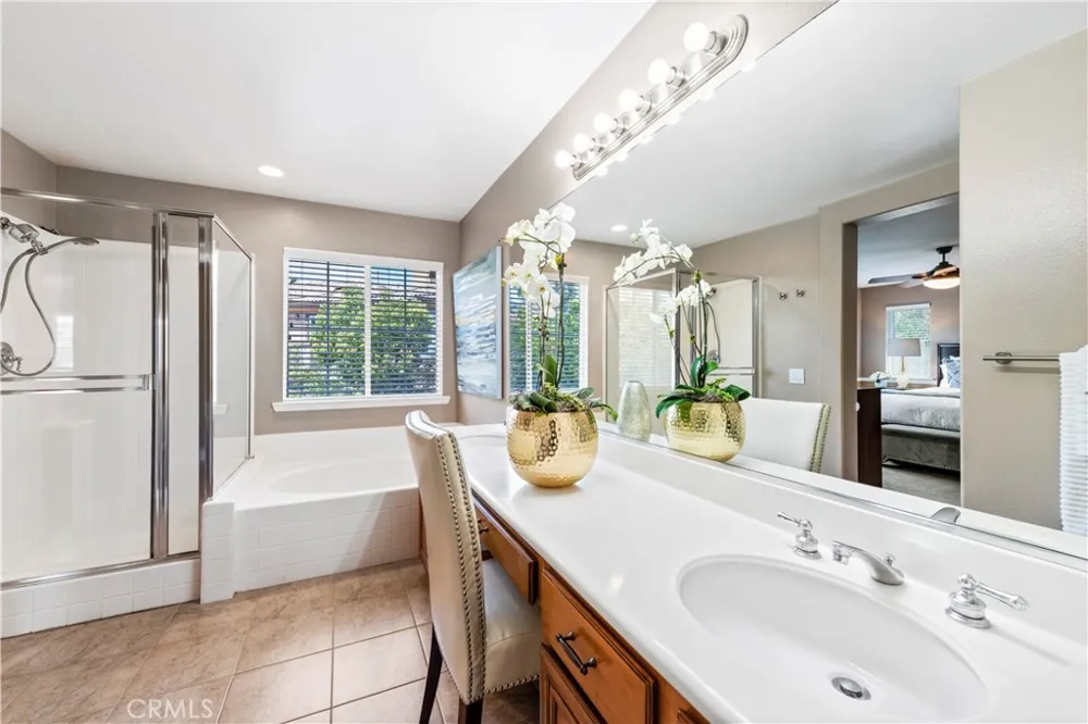 27 Las Cruces Rancho Santa Margarita, CA 92688