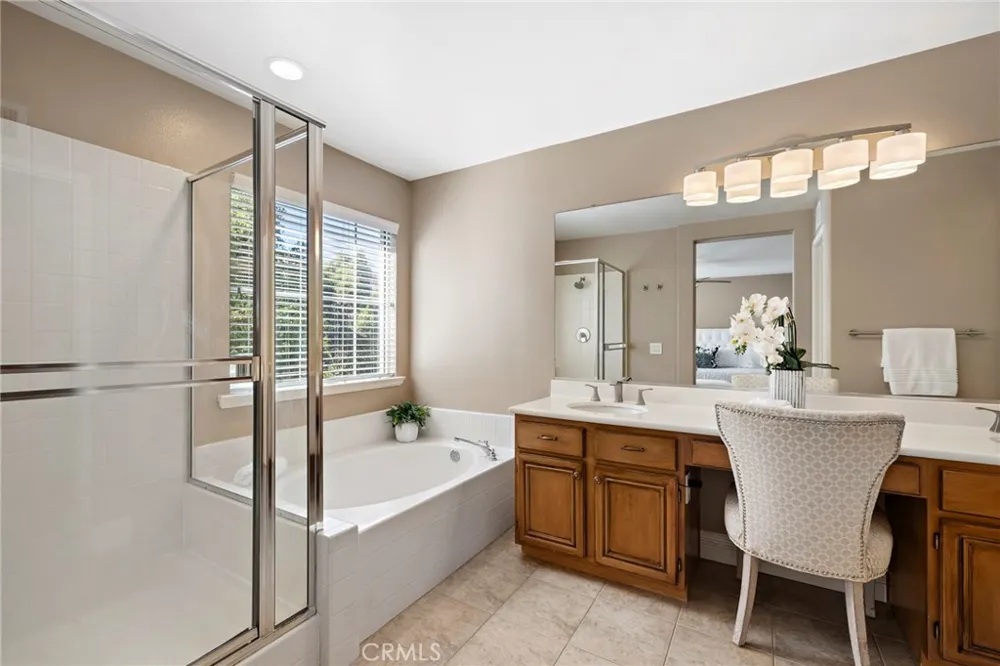 27 Las Cruces Rancho Santa Margarita, CA 92688
