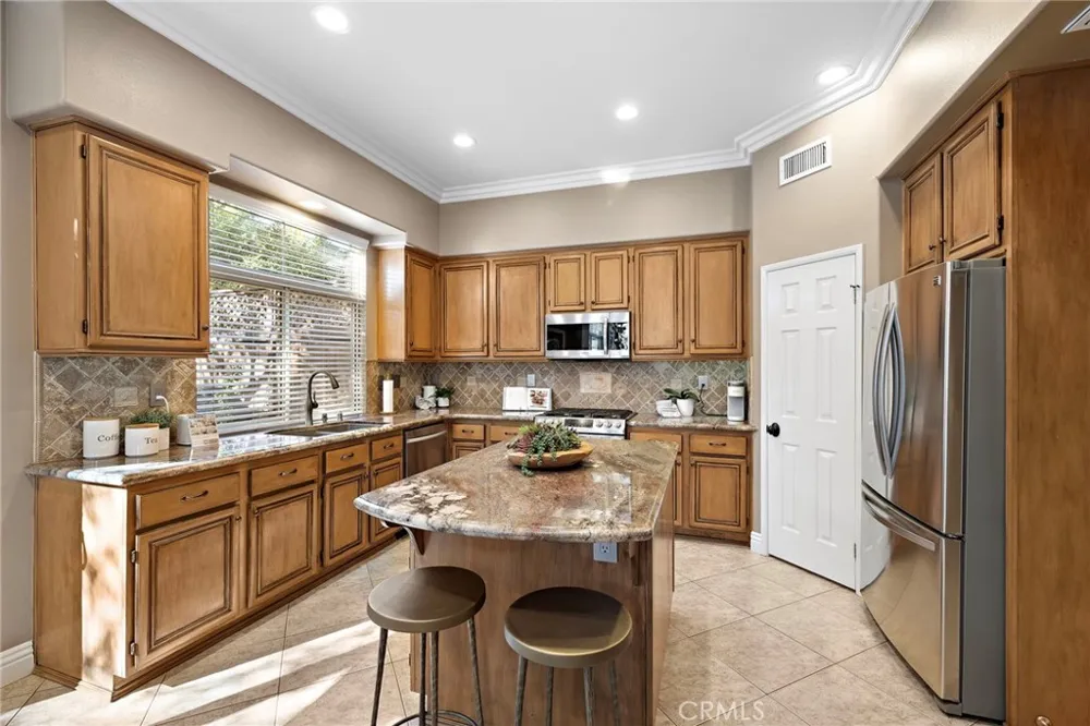 27 Las Cruces Rancho Santa Margarita, CA 92688