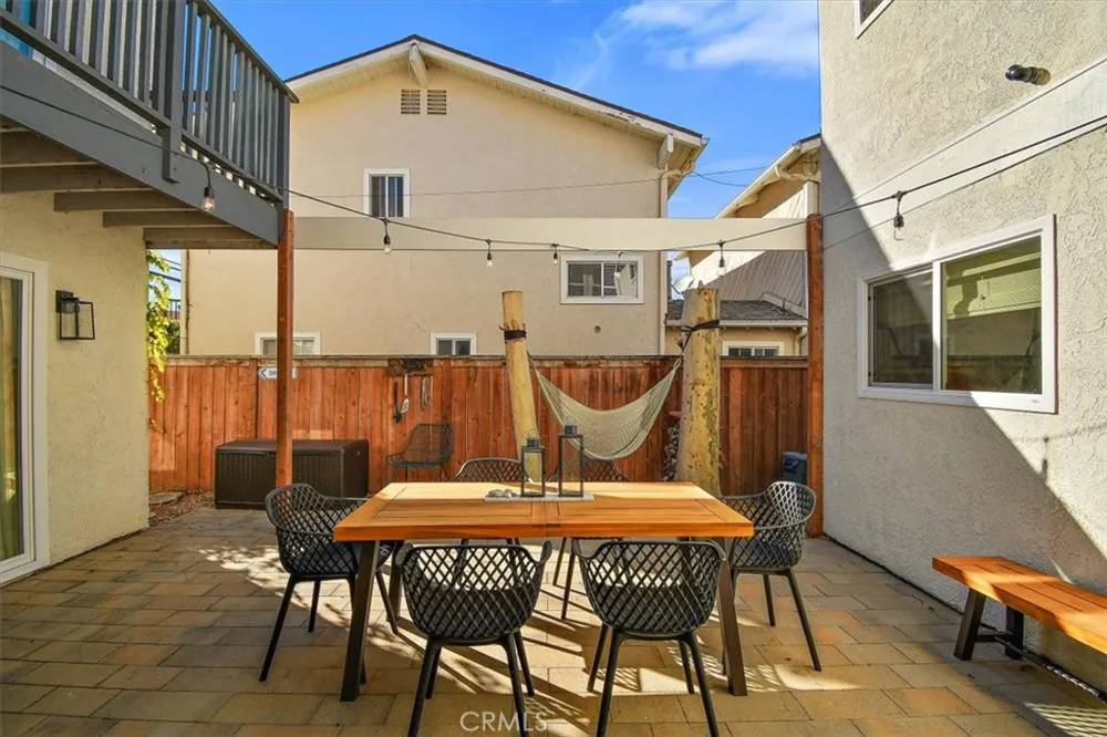 241 W El Portal #A San Clemente, CA 92672