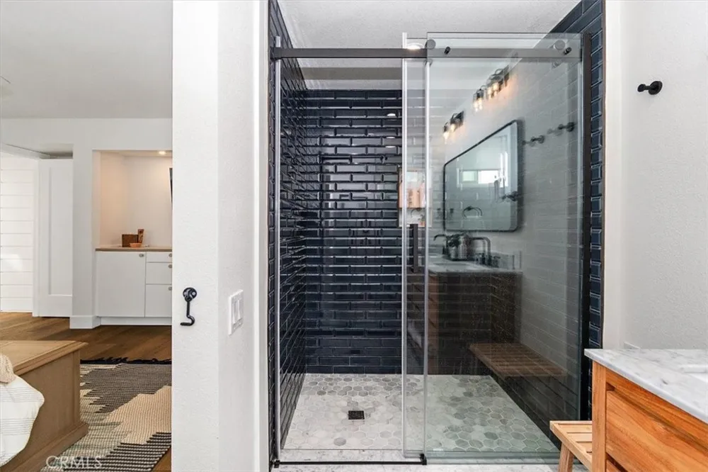 241 W El Portal #A San Clemente, CA 92672