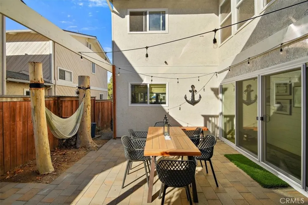 241 W El Portal #A San Clemente, CA 92672
