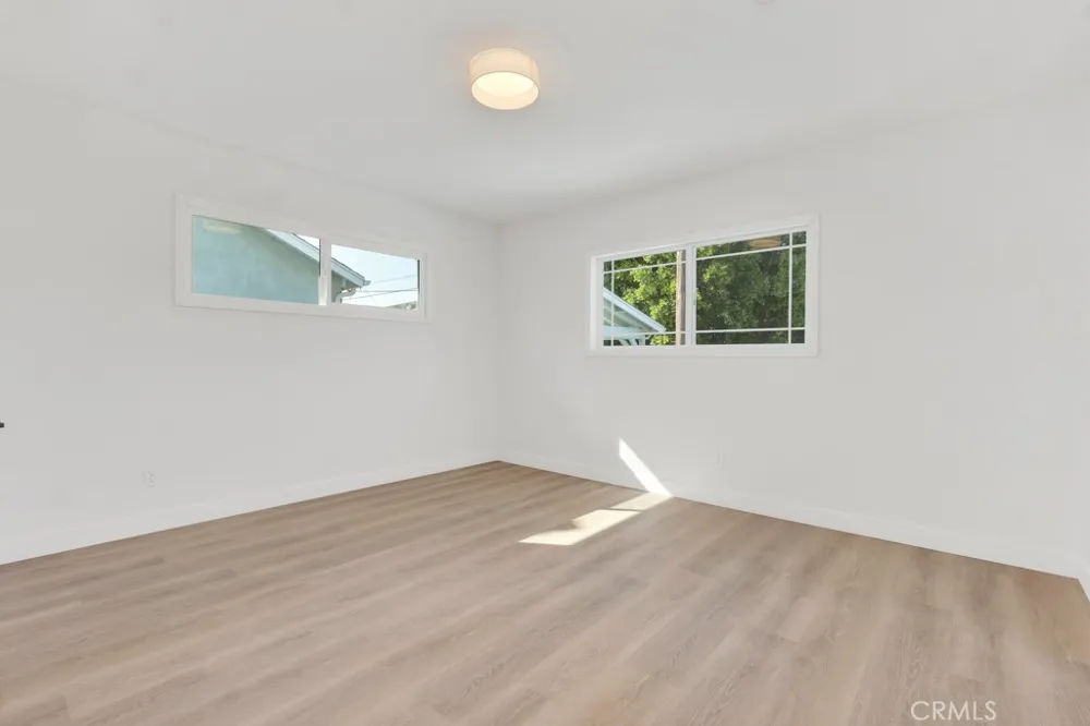 10579 Lev Ave San Fernando, CA 91345