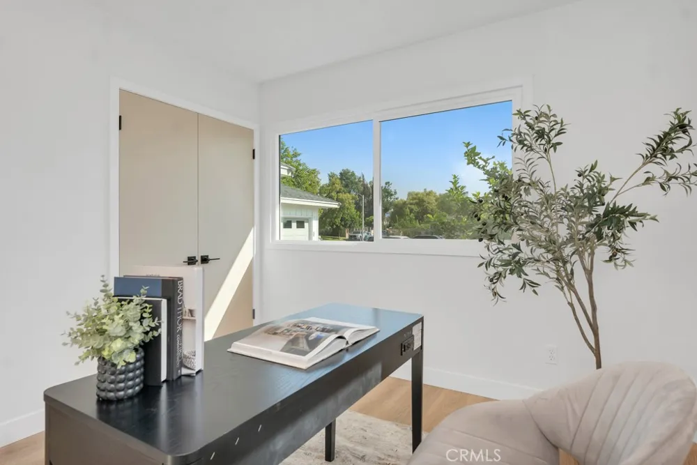 10579 Lev Ave San Fernando, CA 91345