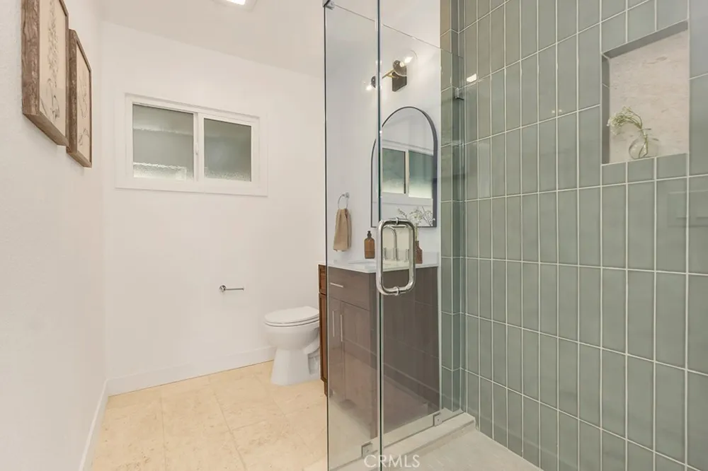 10579 Lev Ave San Fernando, CA 91345