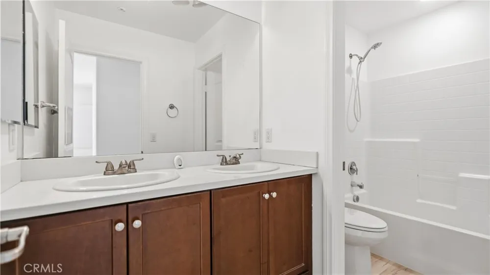 7911 Sea Salt Avenue Fontana, CA 92336