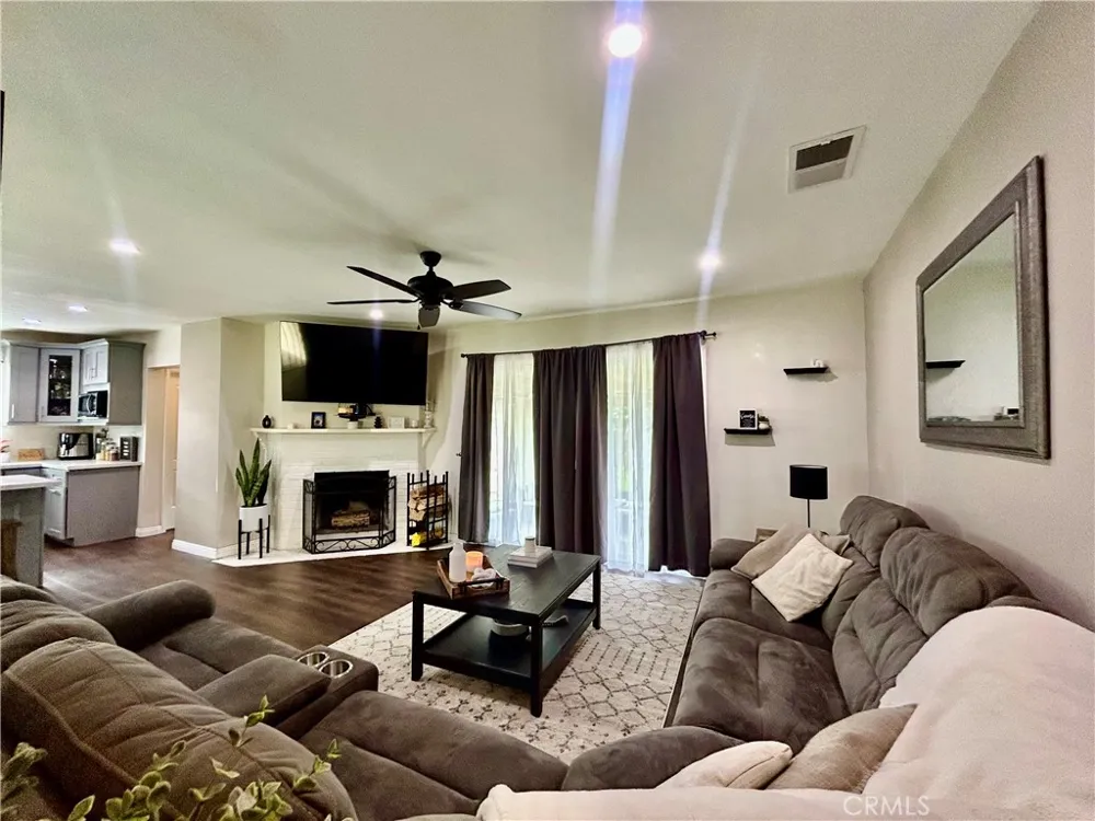 205 E Cypress Covina, CA 91723