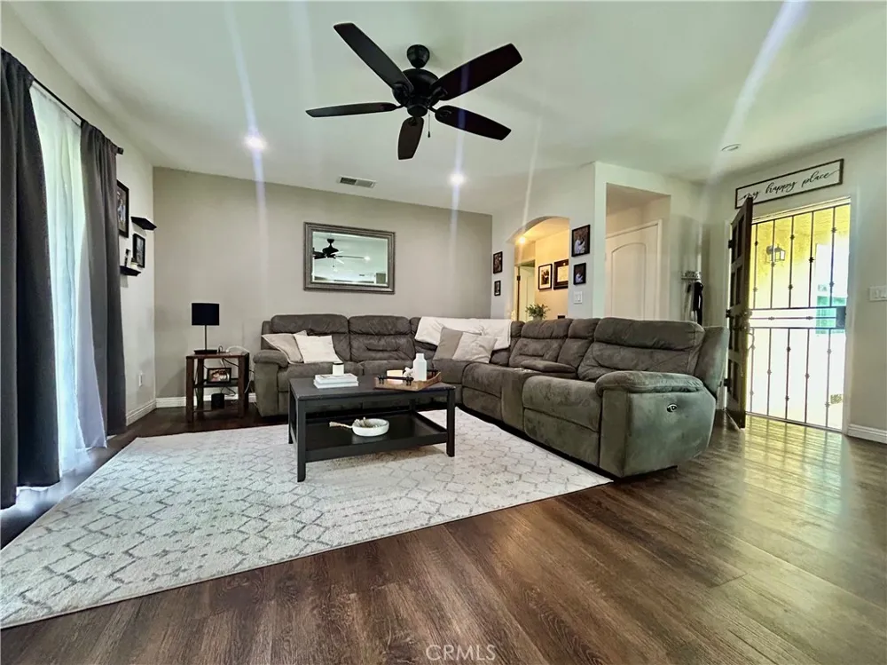 205 E Cypress Covina, CA 91723