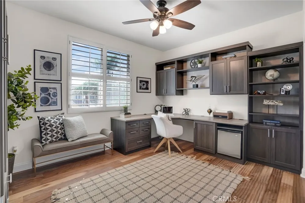 2201 Bay View Drive Signal Hill, CA 90755