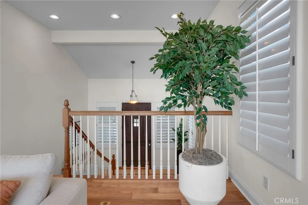 2201 Bay View Drive Signal Hill, CA 90755
