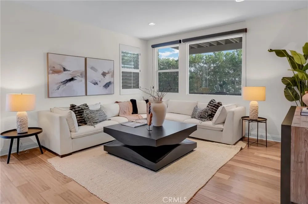 2201 Bay View Drive Signal Hill, CA 90755