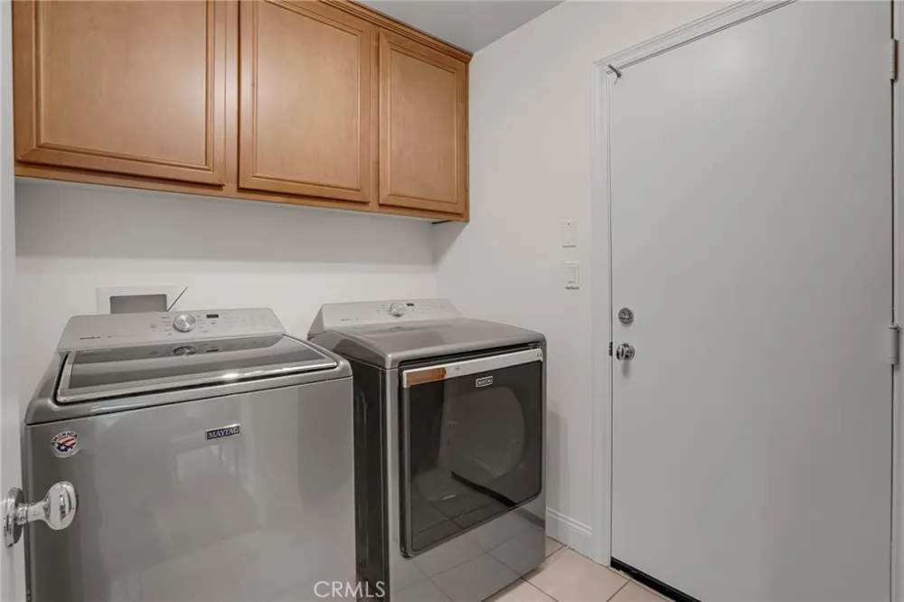 2201 Bay View Drive Signal Hill, CA 90755