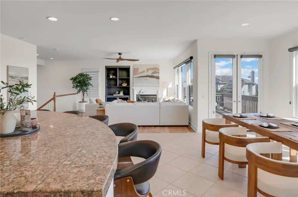 2201 Bay View Drive Signal Hill, CA 90755