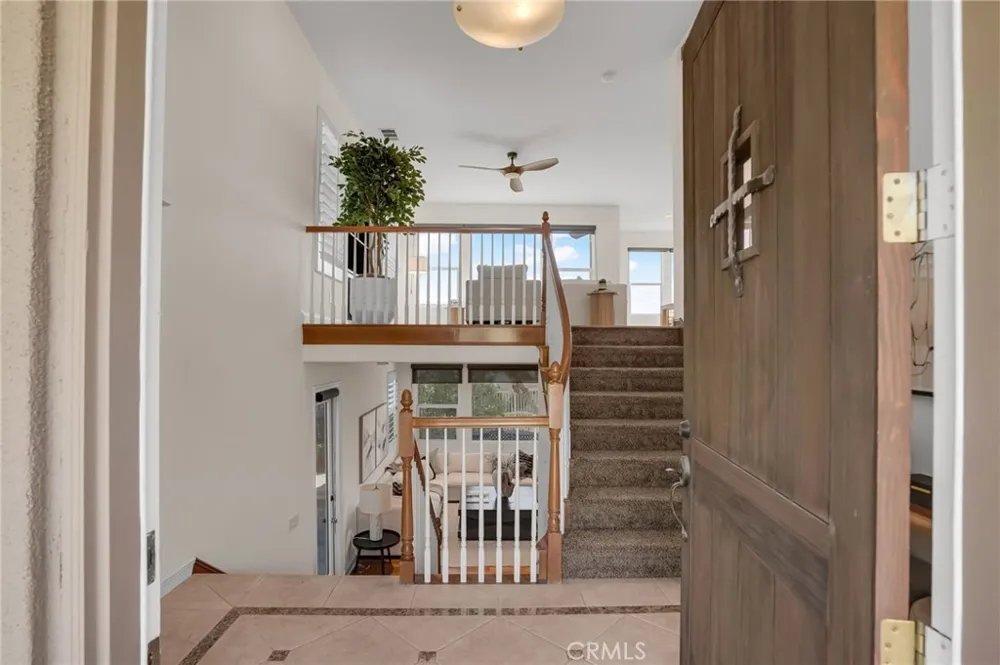 2201 Bay View Drive Signal Hill, CA 90755