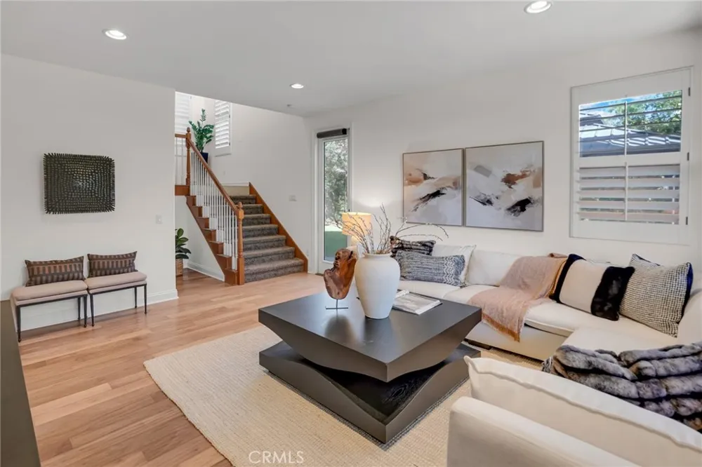 2201 Bay View Drive Signal Hill, CA 90755