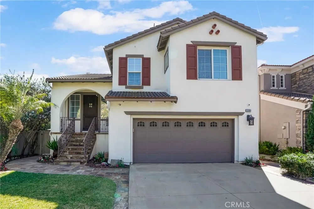 2201 Bay View Drive Signal Hill, CA 90755
