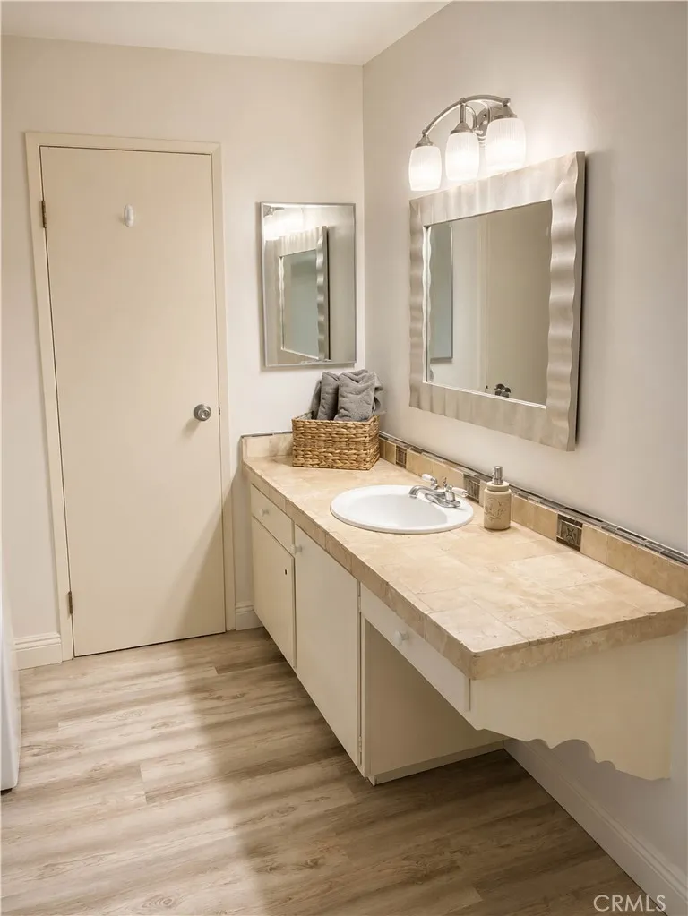3700 Dean #2106 Ventura, CA 93003