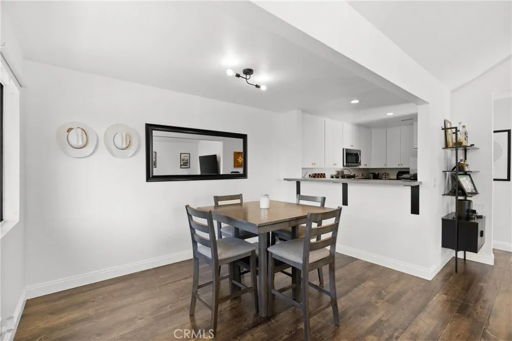 700 W Walnut Avenue #25 Orange, CA 92868