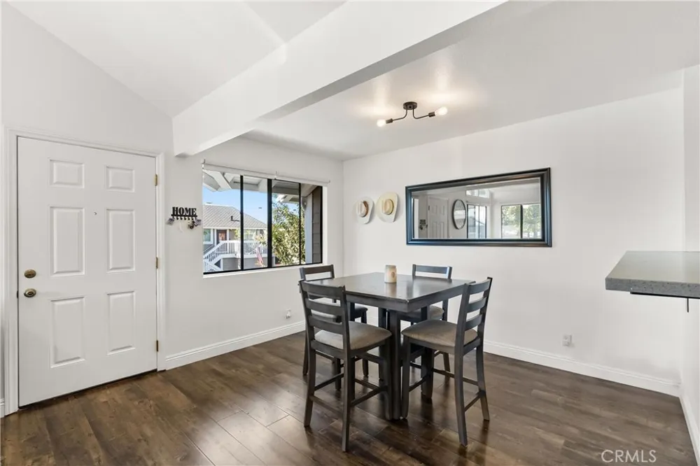 700 W Walnut Avenue #25 Orange, CA 92868