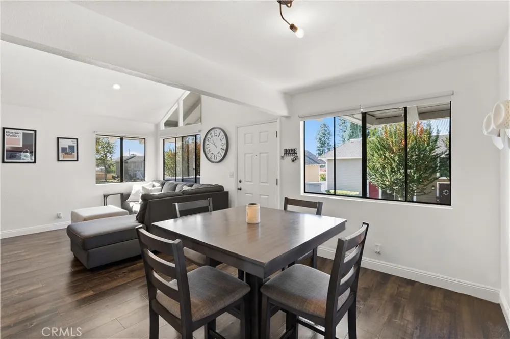 700 W Walnut Avenue #25 Orange, CA 92868