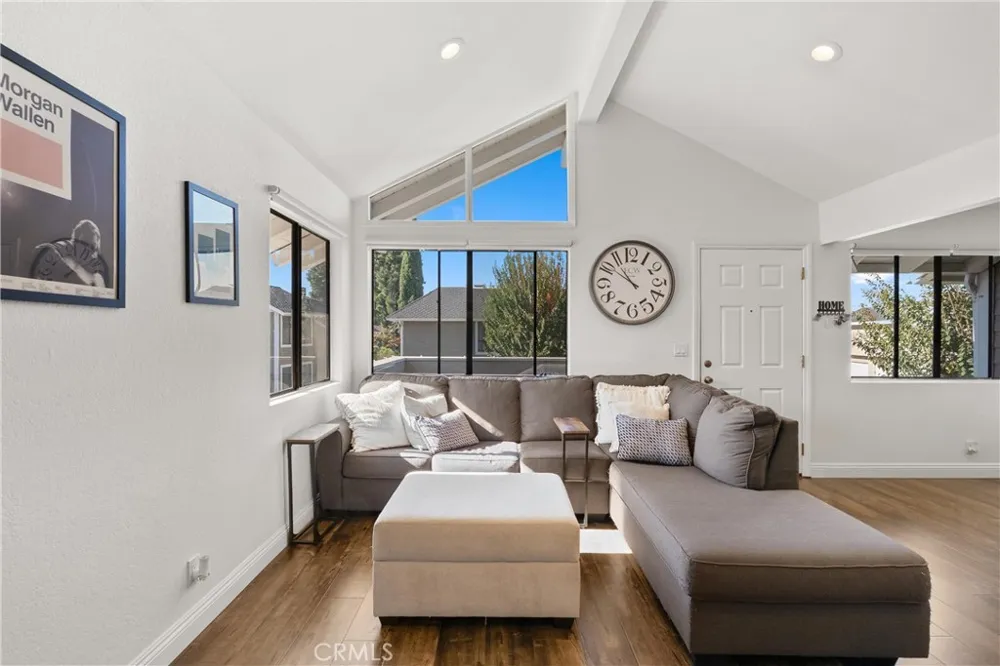 700 W Walnut Avenue #25 Orange, CA 92868
