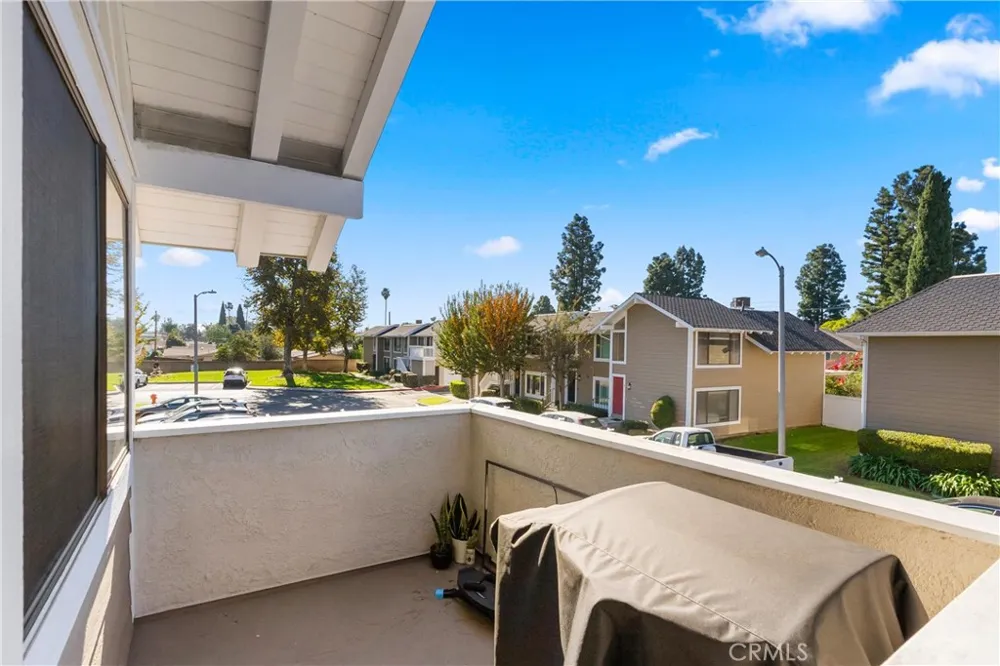 700 W Walnut Avenue #25 Orange, CA 92868
