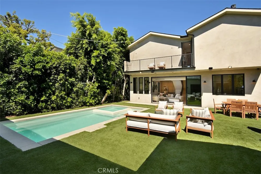4433 Kraft Avenue Studio City, CA 91602
