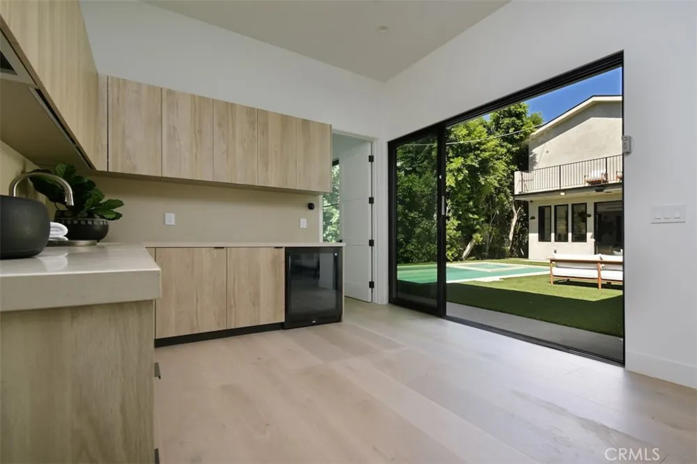 4433 Kraft Avenue Studio City, CA 91602