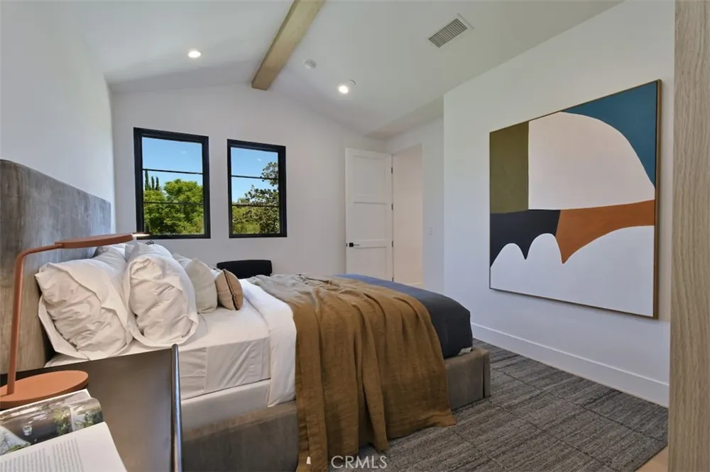4433 Kraft Avenue Studio City, CA 91602
