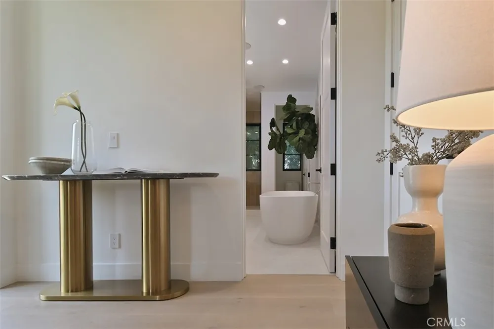 4433 Kraft Avenue Studio City, CA 91602