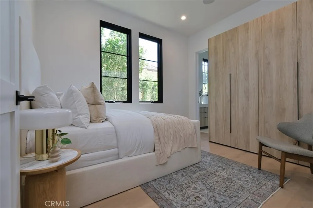 4433 Kraft Avenue Studio City, CA 91602